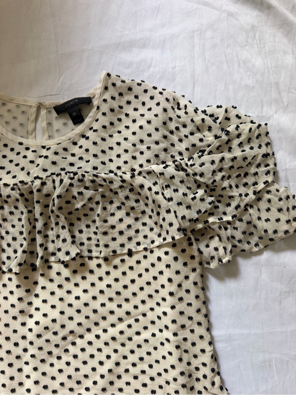 J Crew Silk Cotton Offwhite Raised Polka Dot Ruffles Blouse Womens Size 00 - Picture 3 of 7